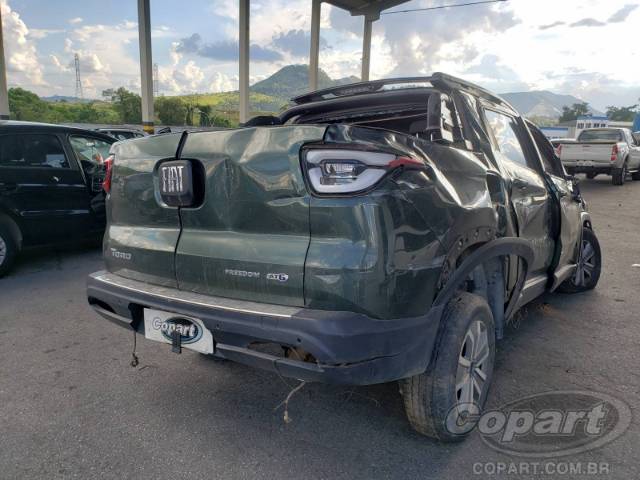 2017 FIAT TORO 