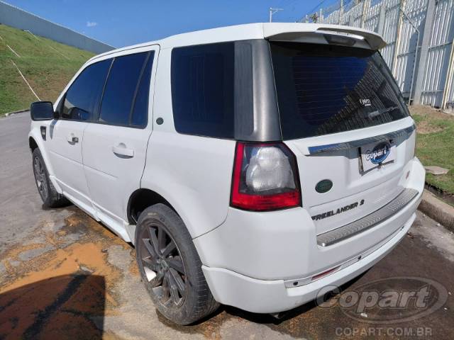 2011 LAND ROVER FREELANDER 