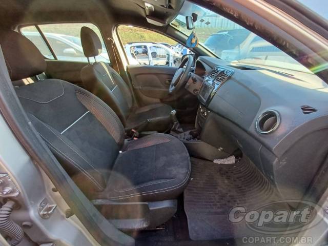 2023 RENAULT SANDERO 