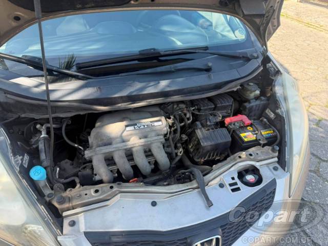 2011 HONDA FIT 