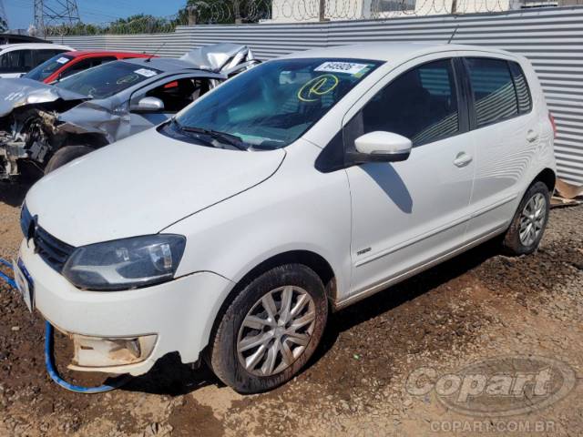 2014 VOLKSWAGEN FOX 
