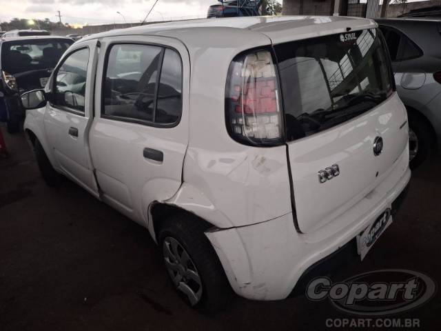 2017 FIAT UNO 