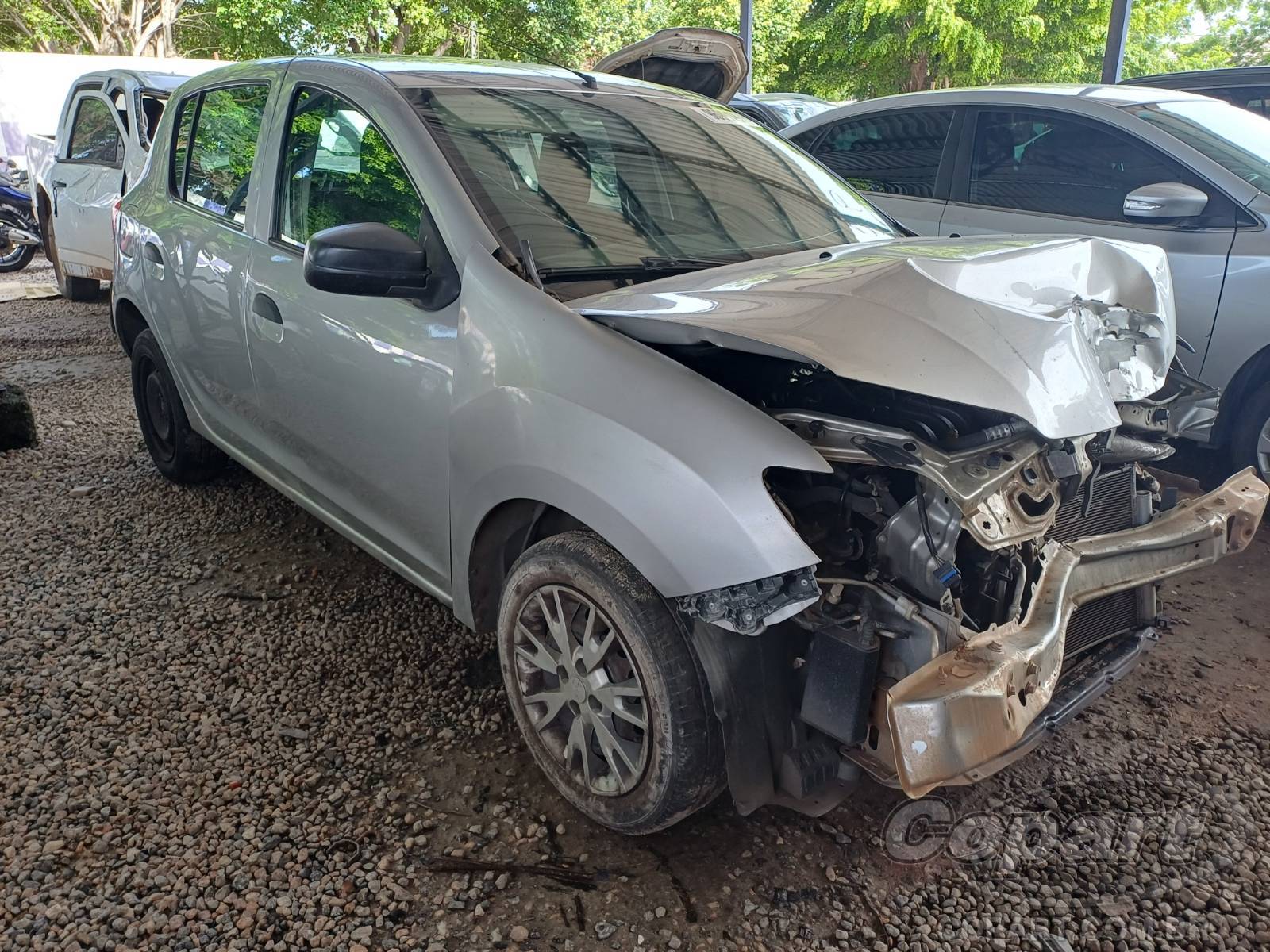 Renault Sandero Autentique 1.0 16V Hi-Power 2016 Colisão Média Monta