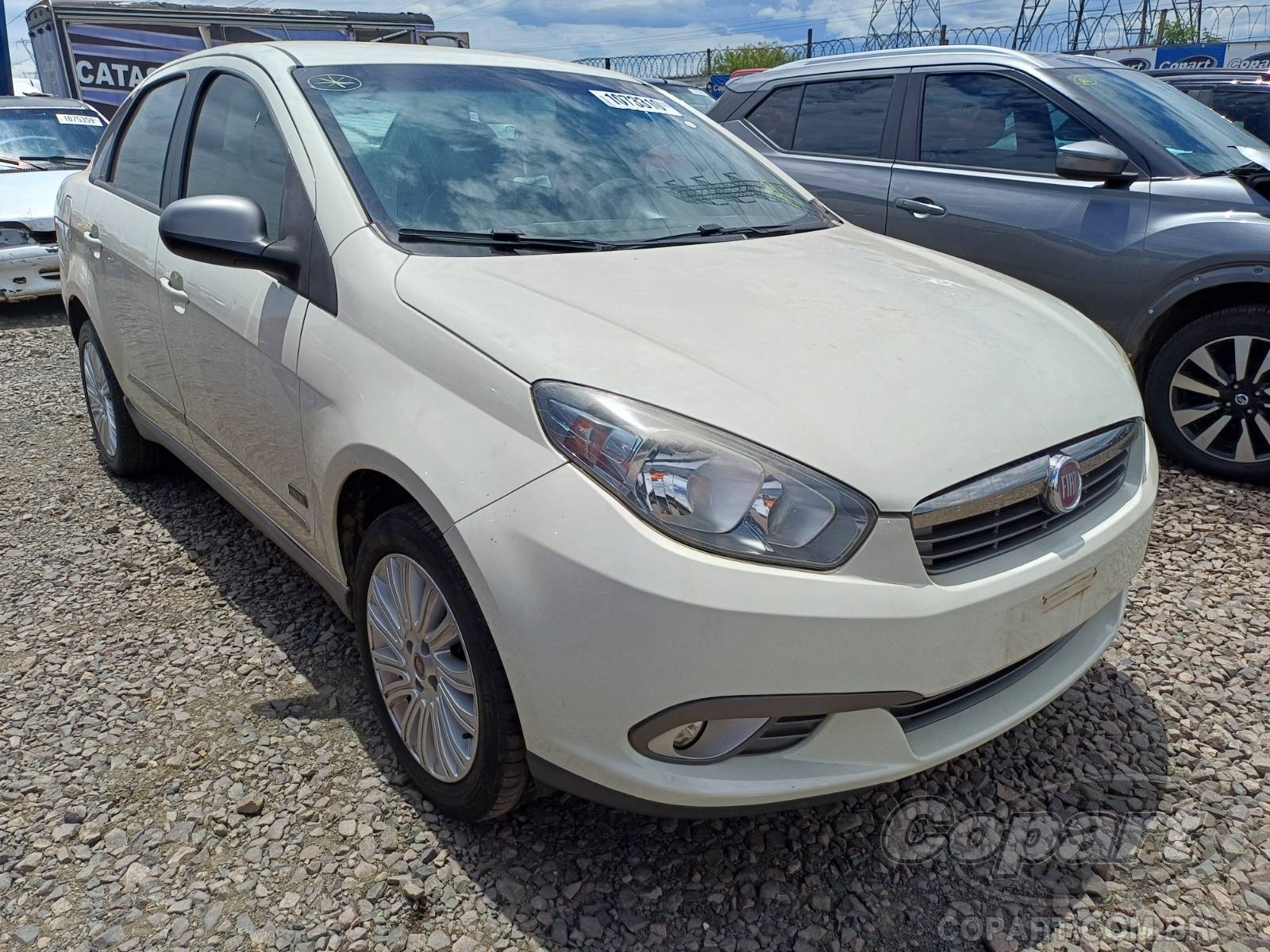 Veículo Fiat Grand Siena FIAT Grand Siena 2013 2013 em leilão