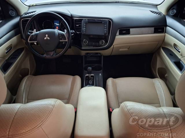 2015 MITSUBISHI OUTLANDER 