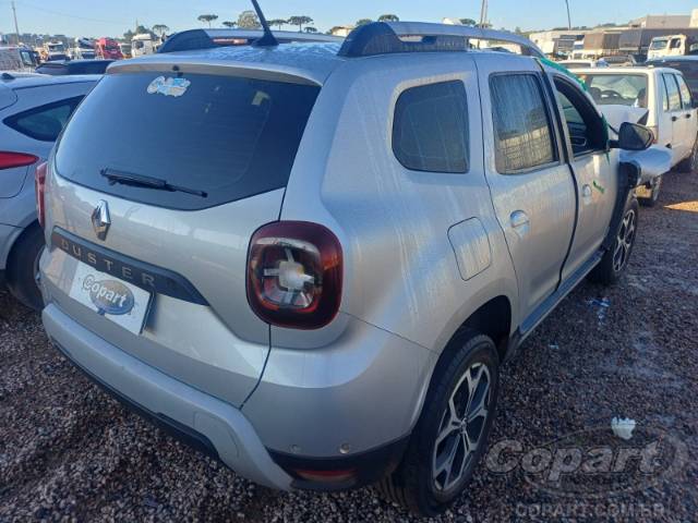 2022 RENAULT DUSTER 