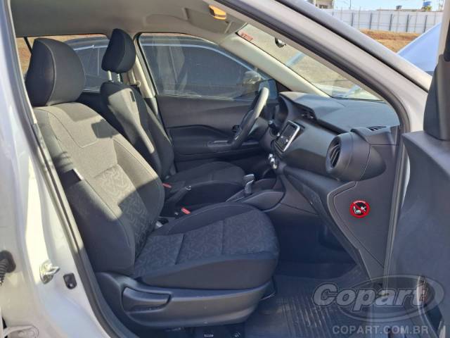 2025 NISSAN Kicks Play 