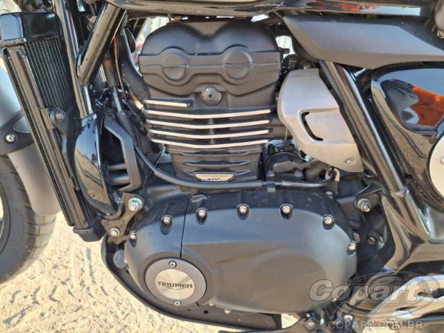 2025 TRIUMPH SCRAMBLER 