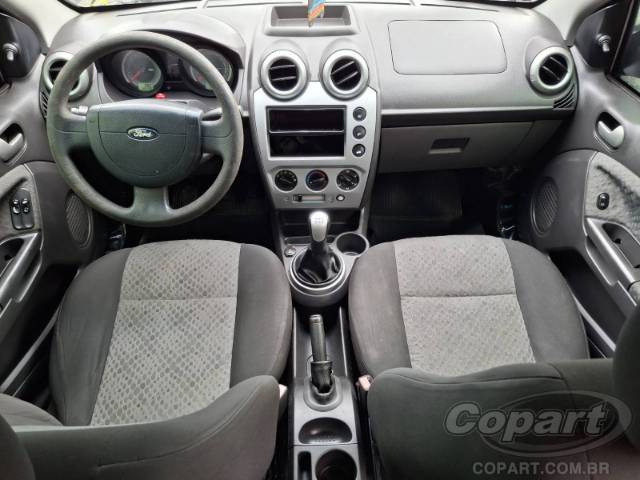2011 FORD FIESTA 