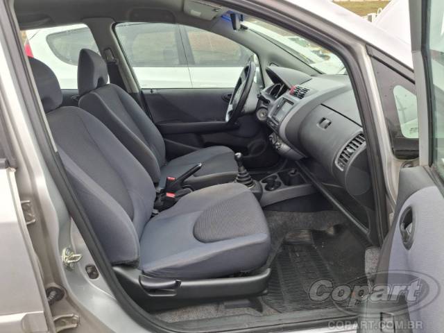 2004 HONDA FIT 