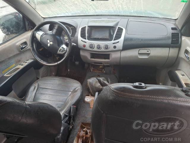 2013 MITSUBISHI L200 TRITON 