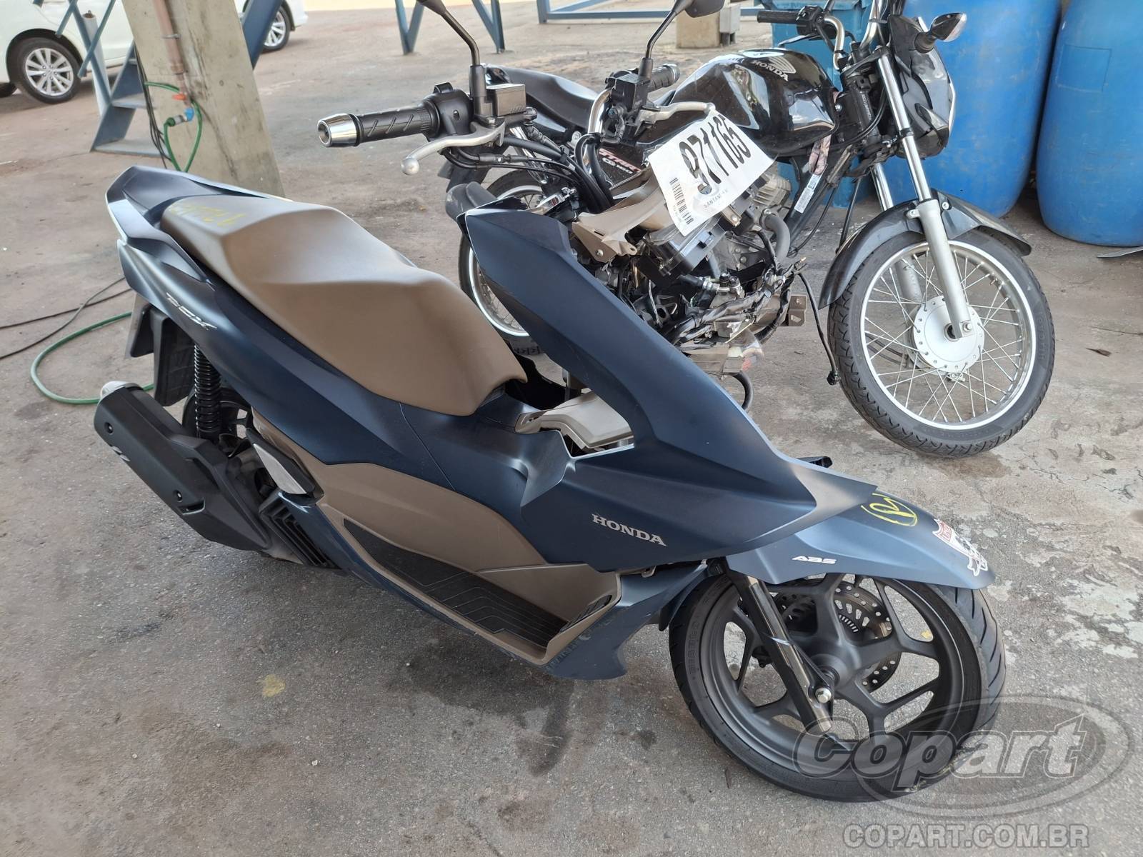 Veículo HONDA PCX Honda PCX 160 DLX ABS V-MATIC 2024 Pequena Monta 2024 em leilão