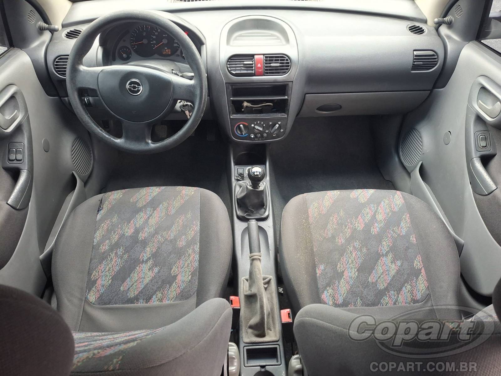 2005 CHEVROLET CORSA SEDAN — foto 9 de 10