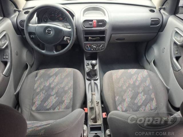 2005 CHEVROLET CORSA SEDAN 