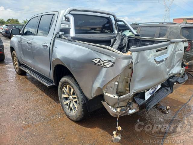 2017 TOYOTA HILUX CD 