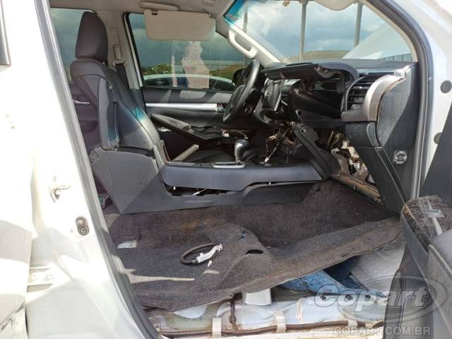 2017 TOYOTA HILUX CD 