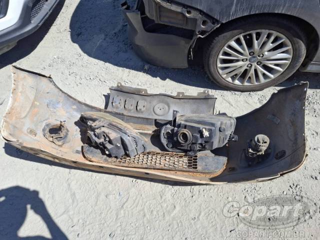 2013 FIAT UNO 