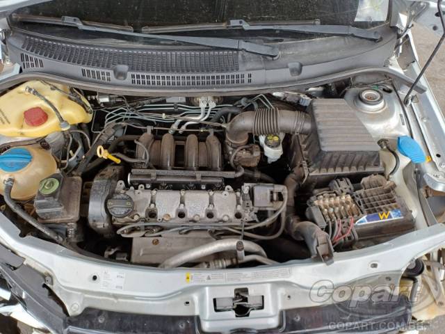 2015 VOLKSWAGEN VOYAGE 