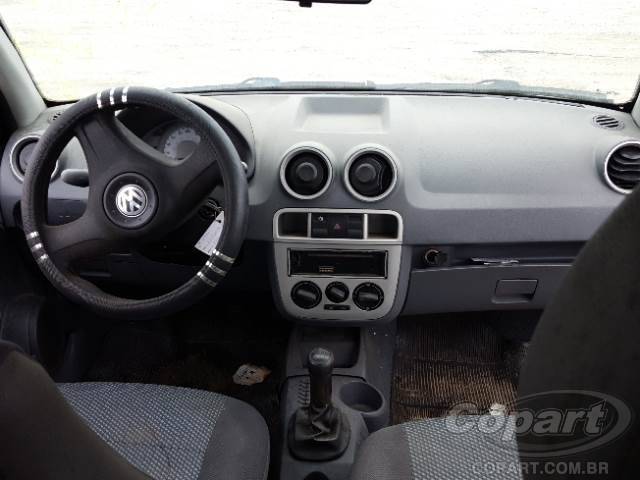 2011 VOLKSWAGEN GOL 