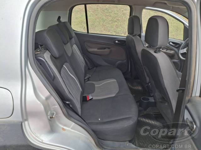 2015 FIAT UNO 