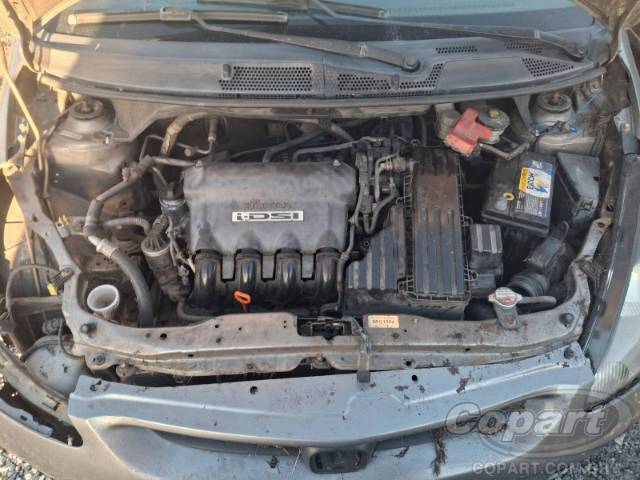2004 HONDA FIT 