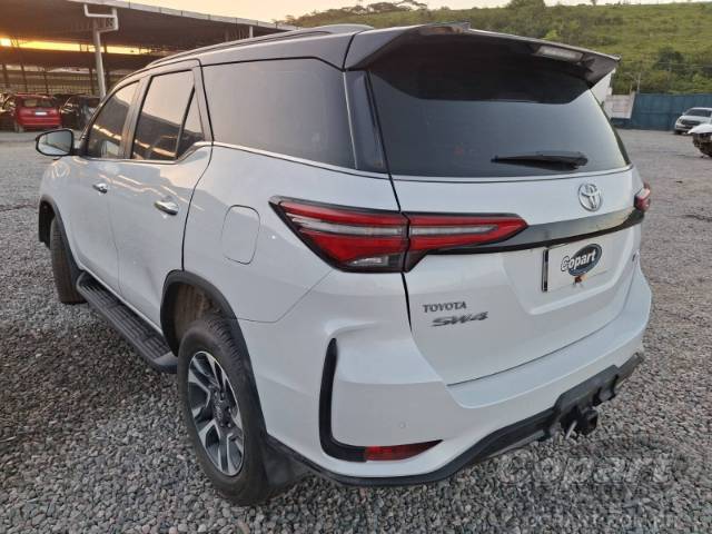 2025 TOYOTA SW4 