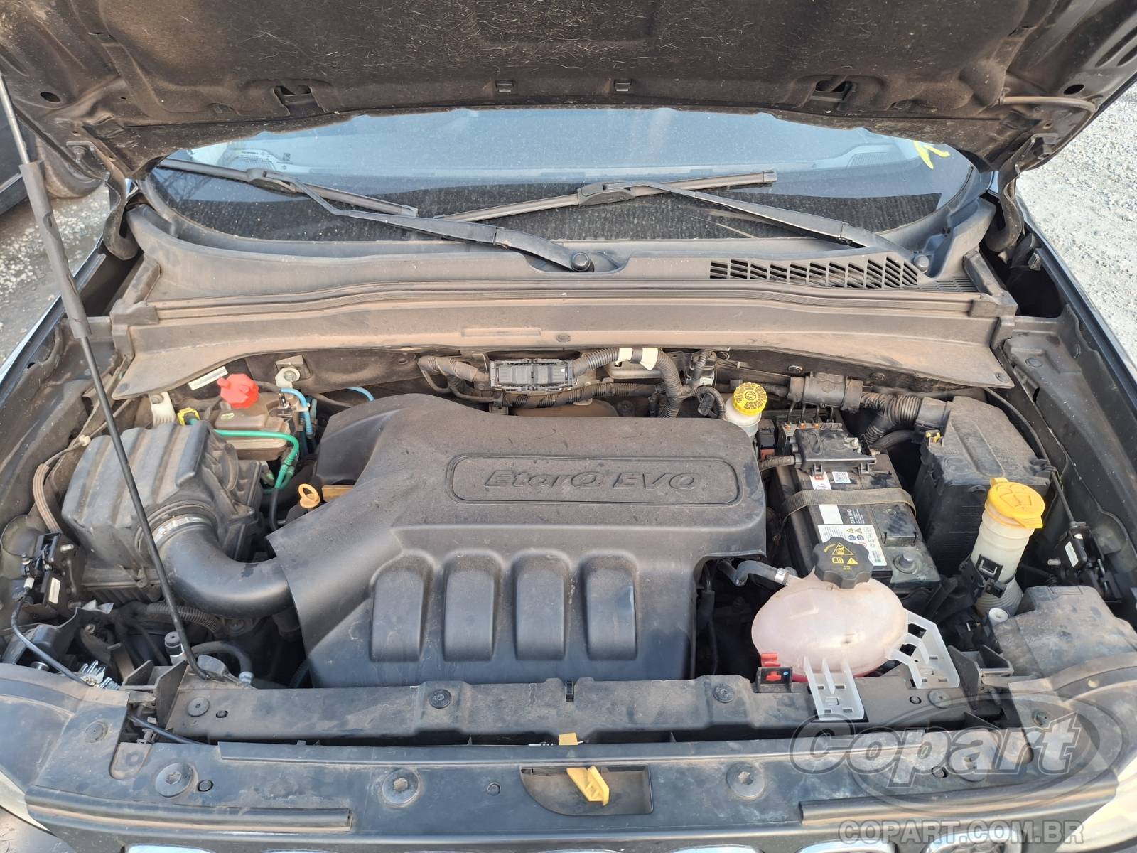 Foto 7 de 11: 2016 JEEP RENEGADE