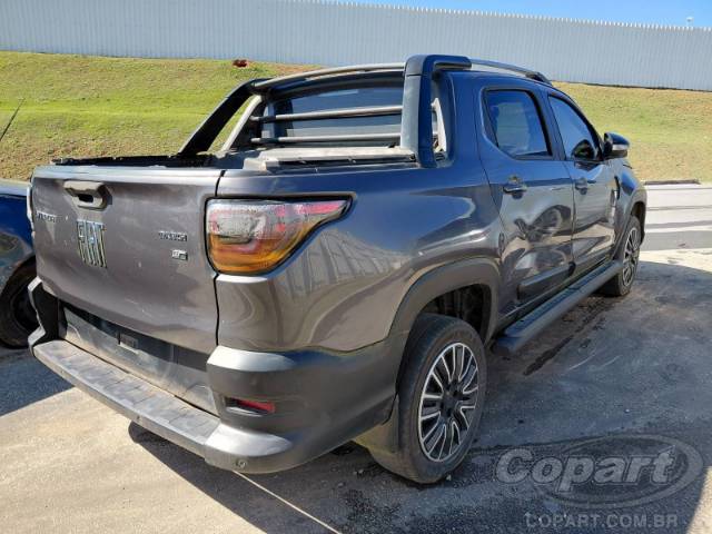 2022 FIAT STRADA CD 