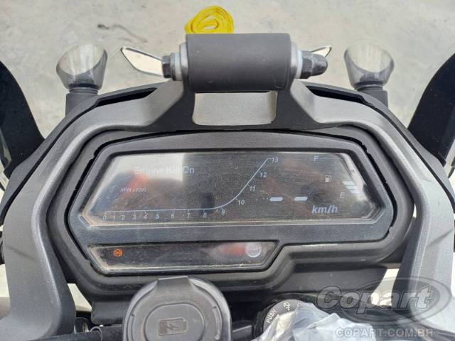 2025 BAJAJ DOMINAR 
