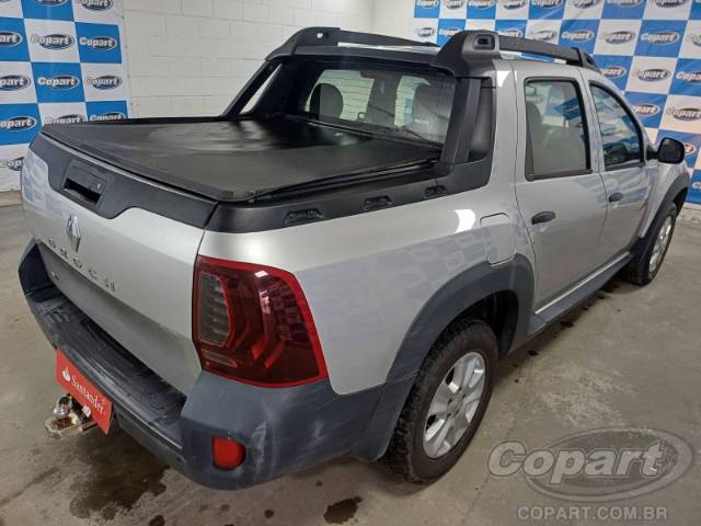 2022 RENAULT DUSTER OROCH 