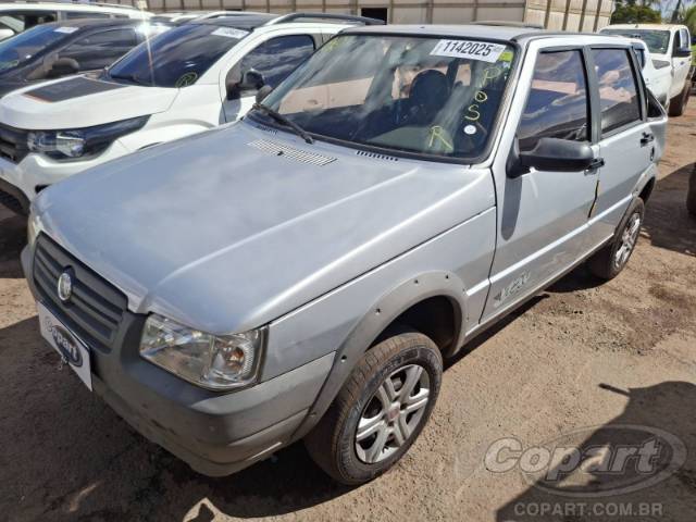 2013 FIAT UNO 