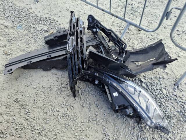 2025 NISSAN Kicks Play 