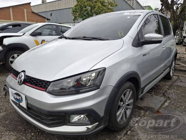 2015 VOLKSWAGEN FOX 