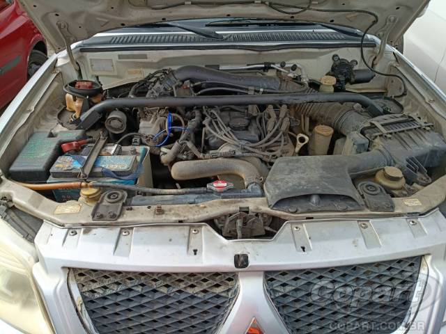 2011 MITSUBISHI PAJERO TR4 