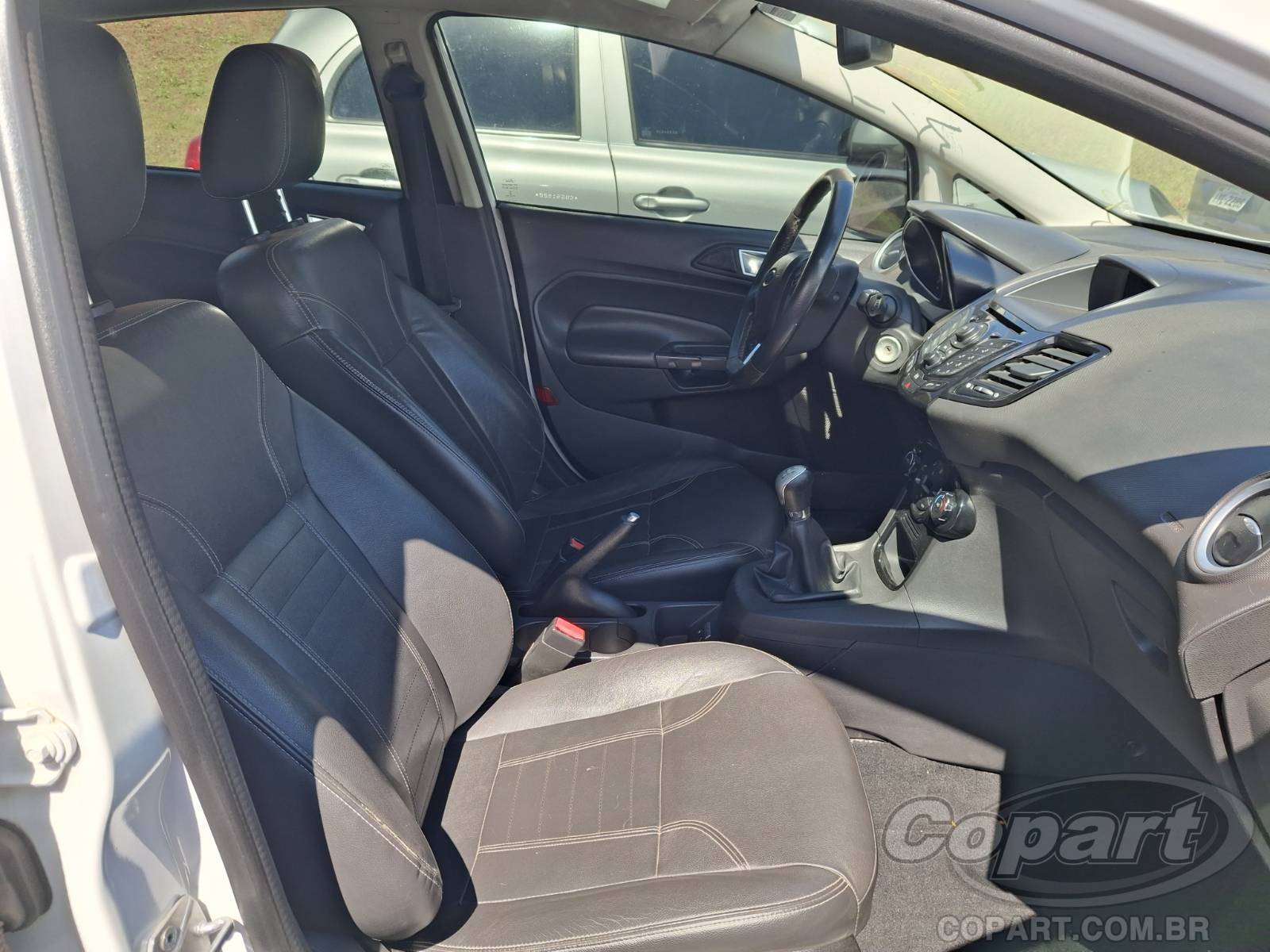 2014 FORD FIESTA — foto 5 de 11