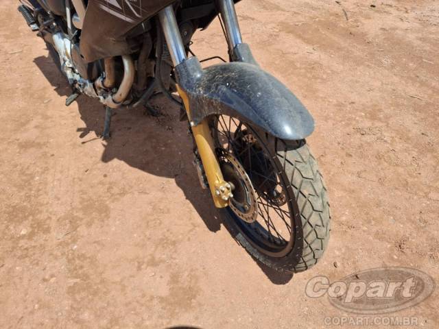 2011 HONDA XL700V 