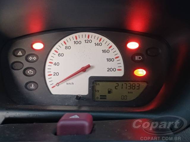 2001 CHEVROLET CELTA 