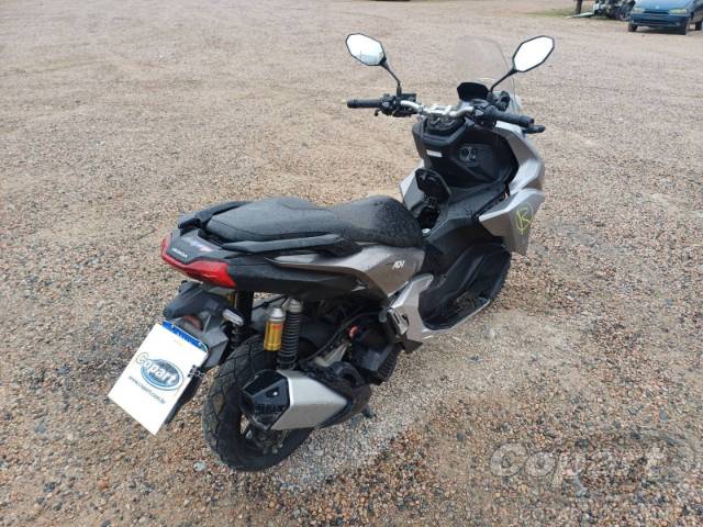 2025 HONDA ADV 