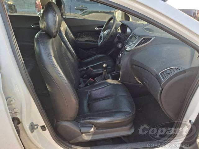 2015 HYUNDAI HB20 