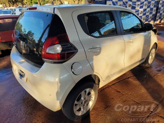2017 FIAT MOBI 