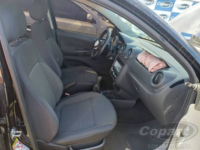 2014 VOLKSWAGEN VOYAGE 
