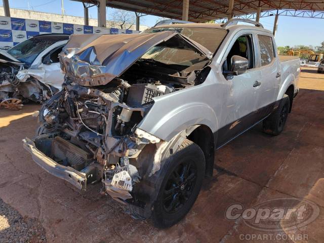 2023 NISSAN FRONTIER CD 