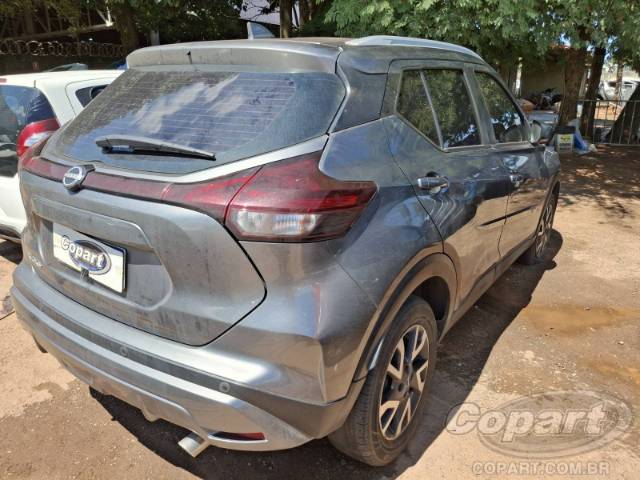 2023 NISSAN KICKS 