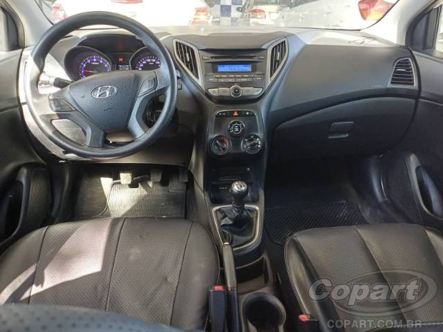 2015 HYUNDAI HB20 