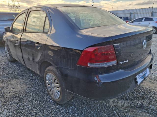 2011 VOLKSWAGEN VOYAGE 