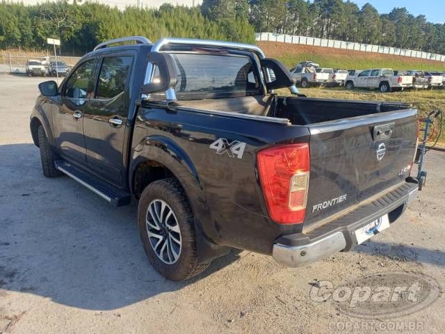 2022 NISSAN FRONTIER CD 