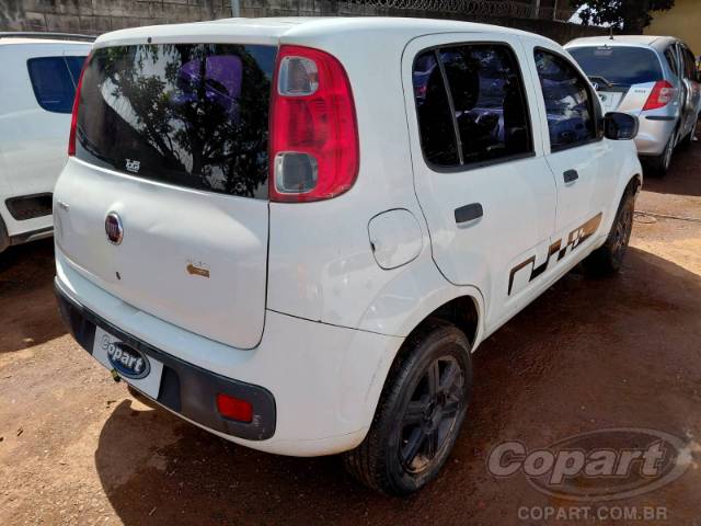 2016 FIAT UNO 