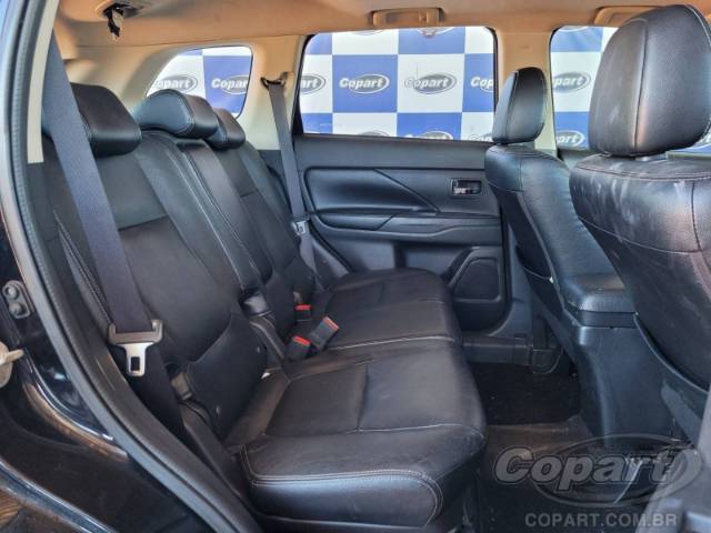 2015 MITSUBISHI OUTLANDER 