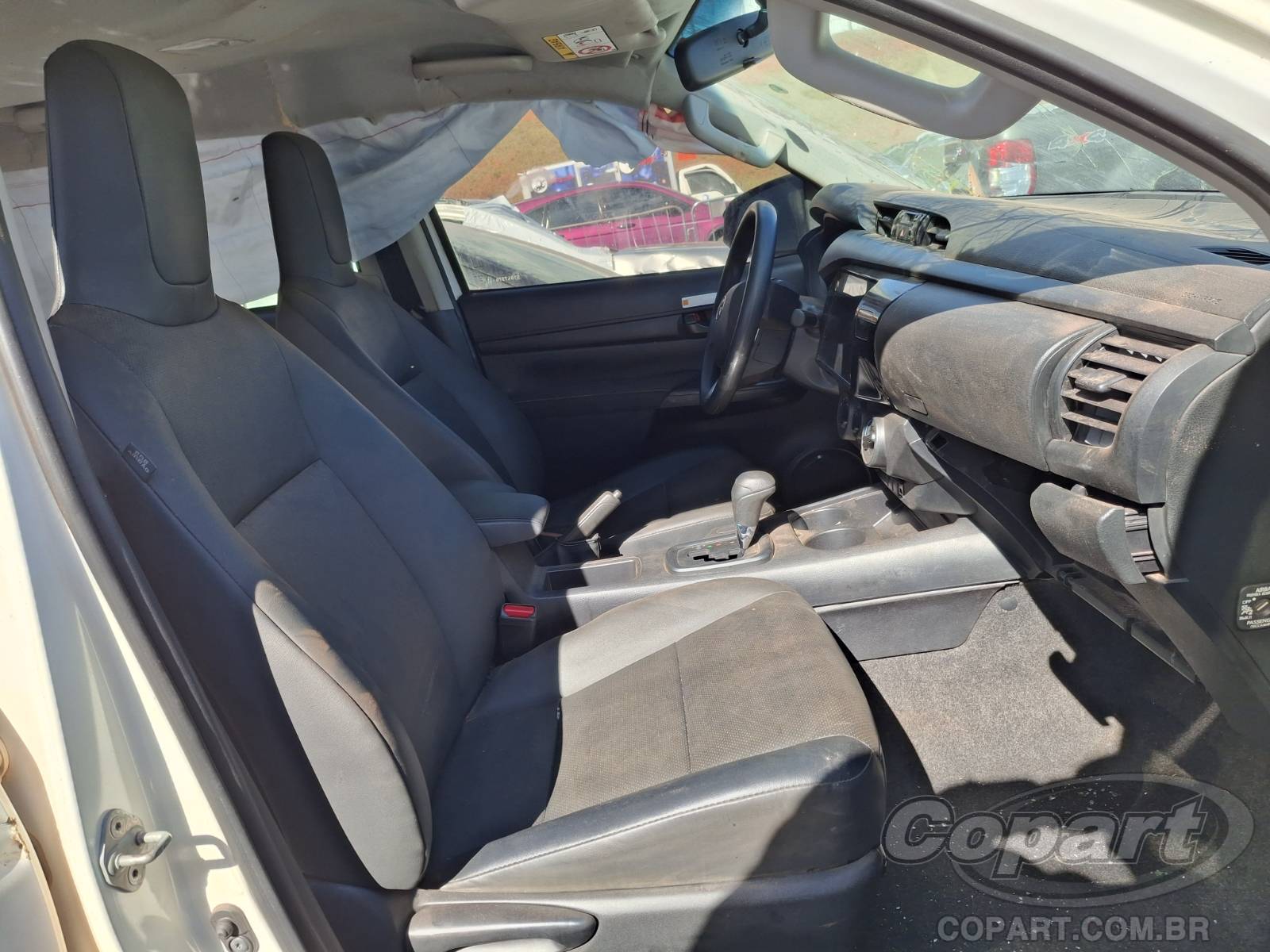 2025 TOYOTA HILUX CD — foto 5 de 15