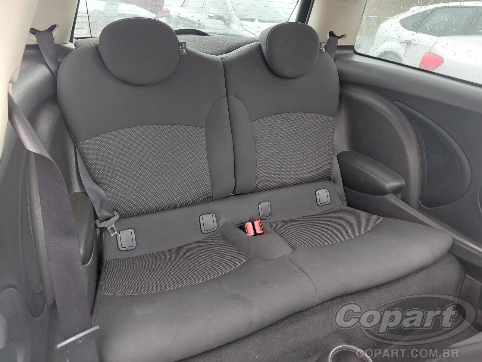 2011 MINI COOPER — foto 6 de 15